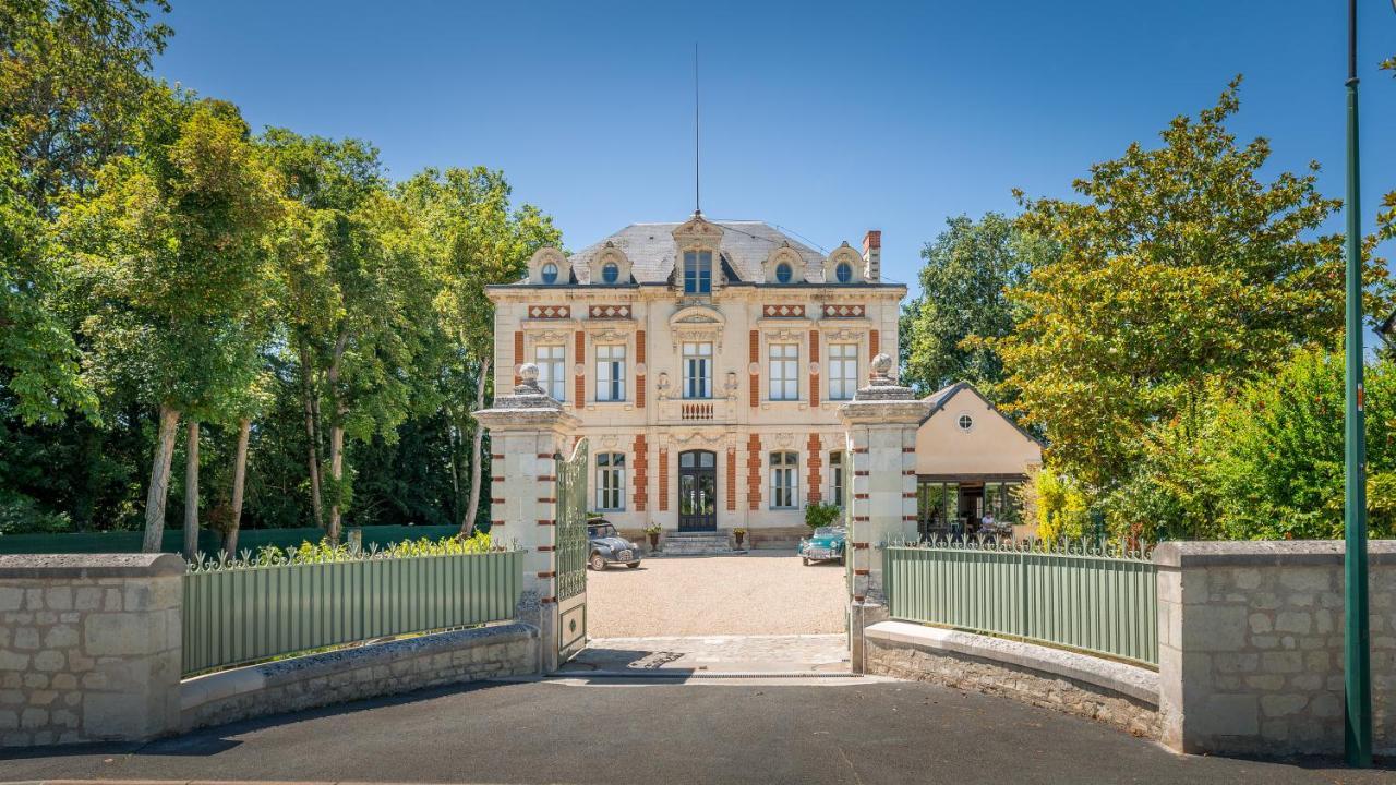 Appartement Du Chateau De La Caillerie Avoine Exterior foto
